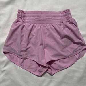 Lululemon Hotty Hot High-Rise Lined Short 2.5" Size 2 Pink Lined $78